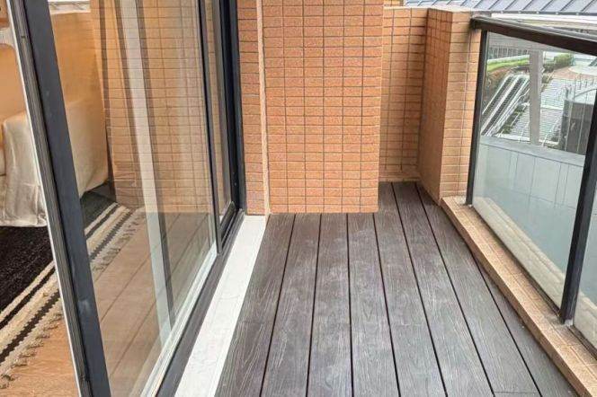 Brand new 2Br + Balcony with nice view @L1/9/11 