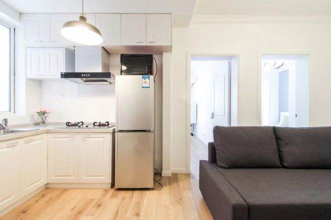 Elevator high-rise 2br/2lr @jing’an temple sta 10.3k