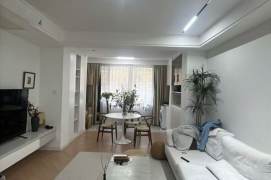 Spacious Cozy 1Br/2Lr/1Bt Close to L1 Hengshan Rd Station 