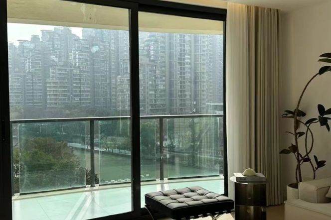 Suzhou Creek spacious&modern 3Br wt balconies,river view