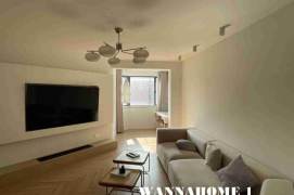 Modern&ReallyBright&Spacious 2+1Bdrs 1Bath Apt+Jing An Temple+L14 Wu Ding Rd