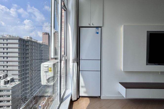 1Bdr 1bth Apt/Fabulous&Modern/ Line 8 Zhongxing Rd /Good View/parking 