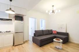 Elevator high-rise 2br/2lr @jing’an temple sta 10.3k