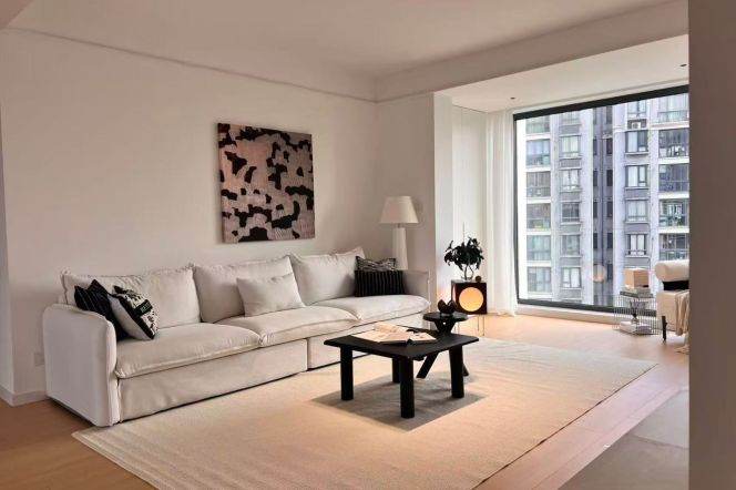 Nice compound/Spacious 2br 2lr/Good view/Nr SH West Railway Station@L11/15