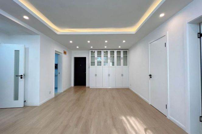 13.5k Clean 2Br Nr Wuning Rd.line13/14