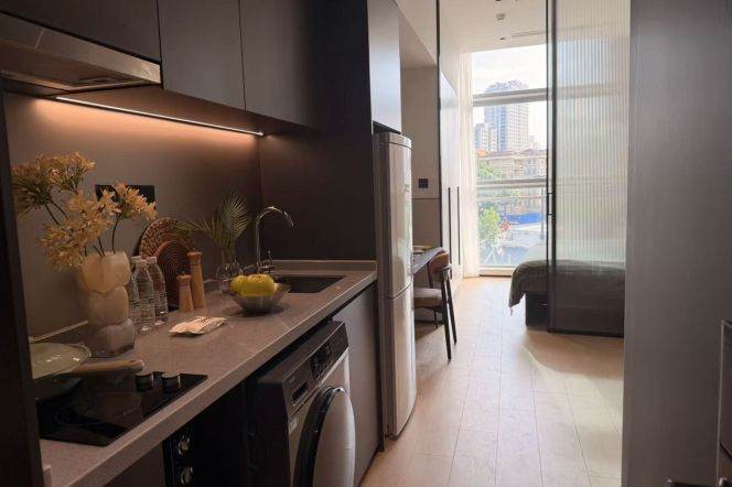 1BR apt TOD at line 8&10 Laoximen metro near Jiao'tong Uni can long and short lease