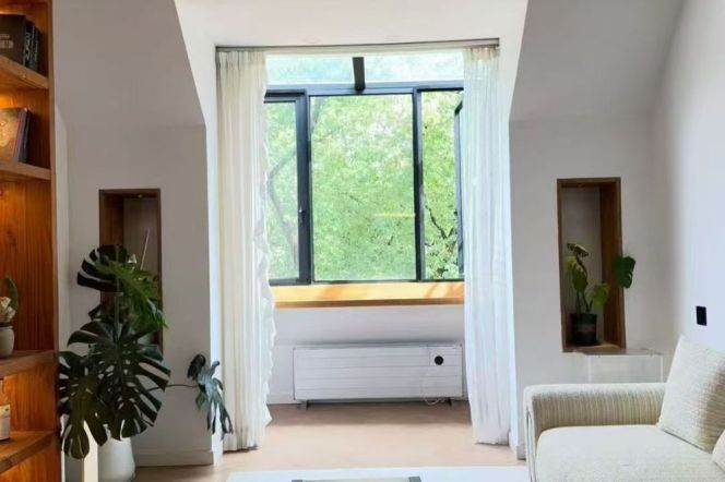 Unique 1br heritage apt nr Jing'an Temple Line 1/2/7