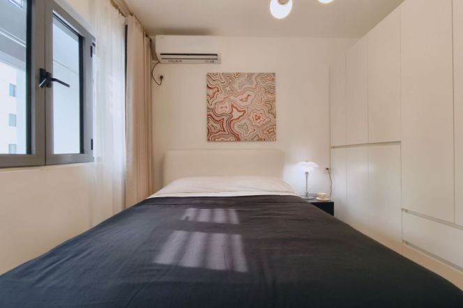 modern 1br Nr caobao road M1/12