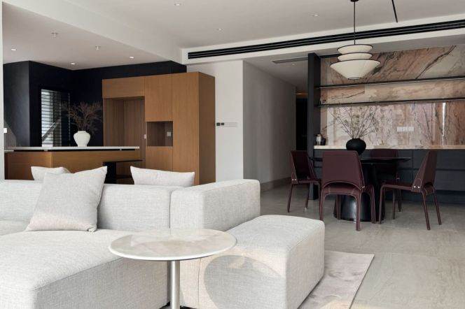 Modern decoration 3brs with floor heating in pudong