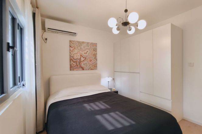 modern 1br Nr caobao road M1/12