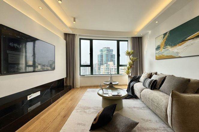 Quality 2br high-rise @Jing'an   Line 13/14   
