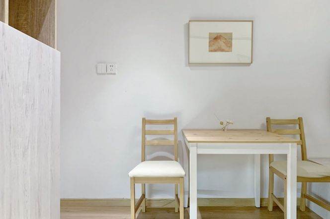 Modern 1br Nr Changning road metro line 7