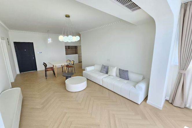 Xujiahui station morden 2-bedroom 2bt with 16.5k