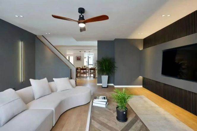 Two Balcony 250sqm 4Beds 3Bts Duplex@Gubei