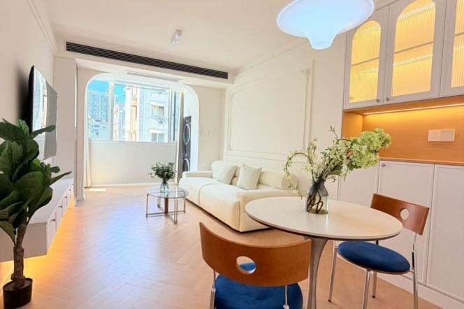newly renovated 1br Nr zhongshan park M2/3/4