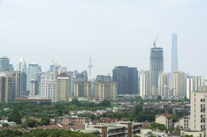 Wutong District, IAPM Mall, a large 3-bedroom apartment, with expansive views，L1-10-12