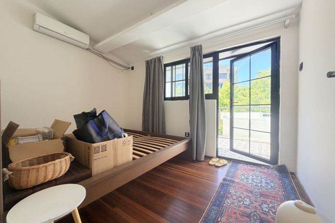 iapm 3 bedroom cozy old Apt with private terrace for 16K