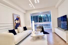 Nice Compound Elevator 2Br/2Lr/2Bt@L2/3/4 Zhongshan Park Station 