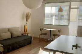Quality 1 br 1 lr Apt w elevator nr Zhaojiabang rd line 7/9