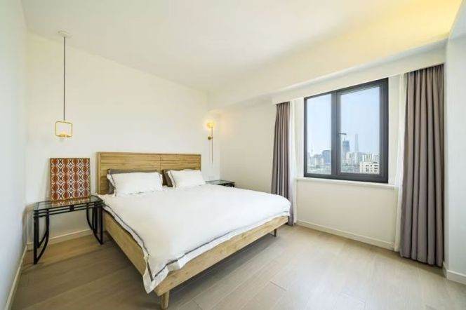 Wutong District, IAPM Mall, a large 3-bedroom apartment, with expansive views，L1-10-12