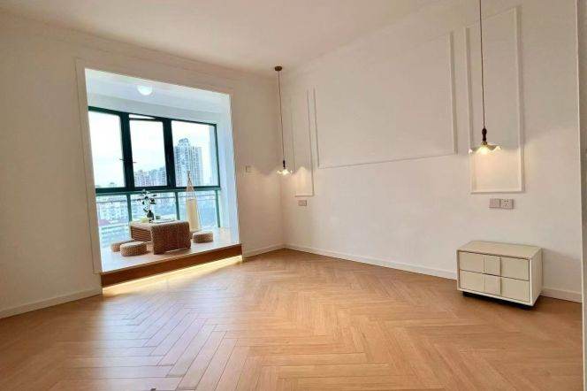Nice 3bedrooms elevator apt with floor heating and oven @ZS  Park 