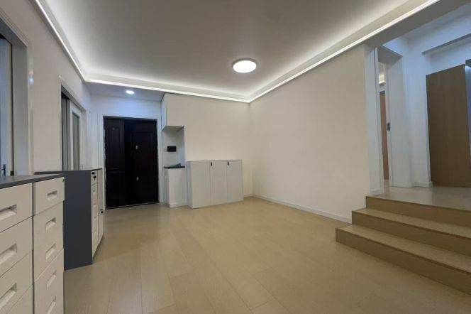 Zhongtan station stunning 3-bedroom 2bt with 14k