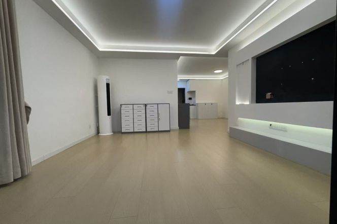 Zhongtan station stunning 3-bedroom 2bt with 14k