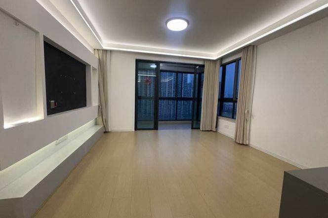 Zhongtan station stunning 3-bedroom 2bt with 14k