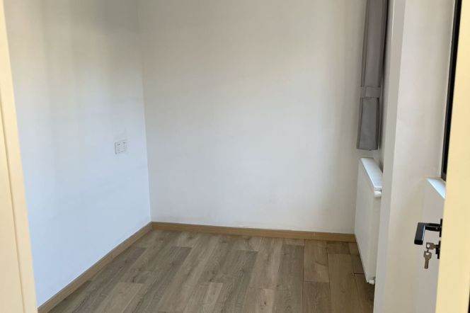 IAPM, Line 10-12, South Shaanxi Road, 2-bedroom with double-height ceilings