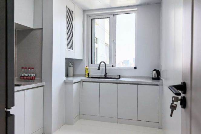 Elevator 2BR - Zhaojiabang Rd - 3 mins walk to Line 9/12 Jiashan Rd