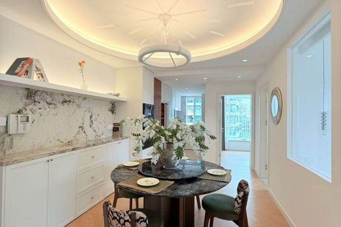Xujiahui station charming 3-bedroom good compound with 24k