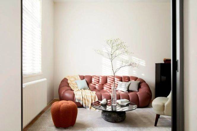 Historical Building with elevator,0 Distance to L1/7 Changshu Road 