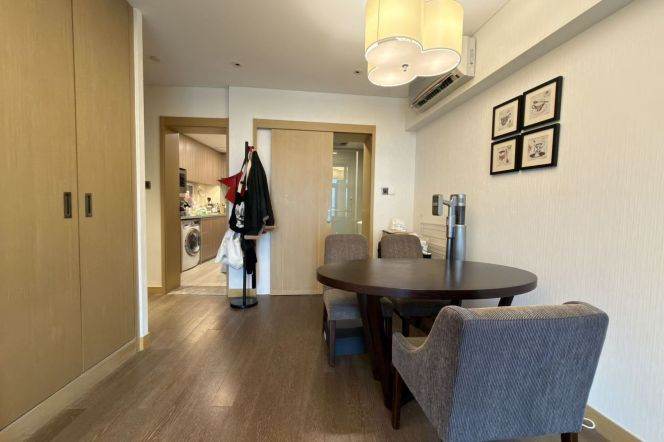 1br with lift - Zhaojiabang Road - 3 mins walk to Line 9/12 Jiashan Road