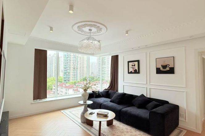 Xujiahui station charming 3-bedroom good compound with 24k