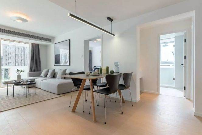 Modern decoration 2brs with floor heating and balcony beside Jiao tong university 