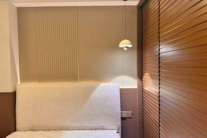 Nice 2BR APT Elevator Changle Rd Wulumuqi Rd 16k 
