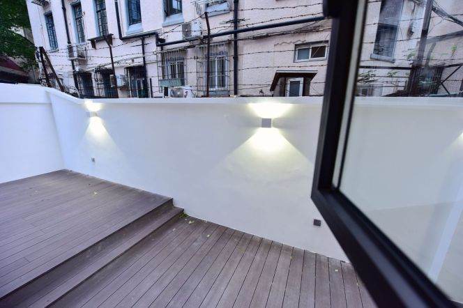 Character/Spacious Huashan/Changle Rd 1BR with Hugh Garden 16.2K