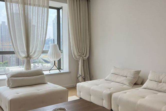 Xinzha Lu station charming 3-bedroom good compound with 19k