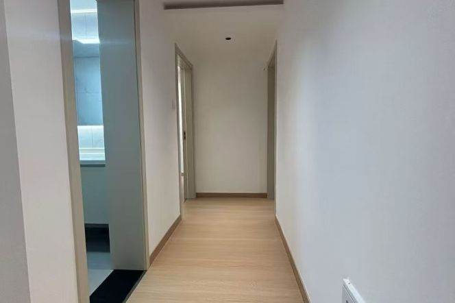 Gubei spacious & stunning 3-bedroom 2bt with 24k