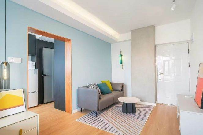 Cozy 1Br fully furnished Loushanguan Rd Station
