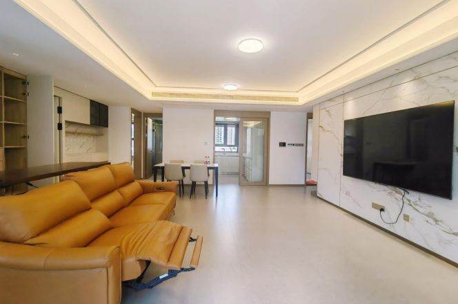 Spacious 3-bedroom with floor heating near NYU ShangHai.L 8 LingZhaoXinCun St.