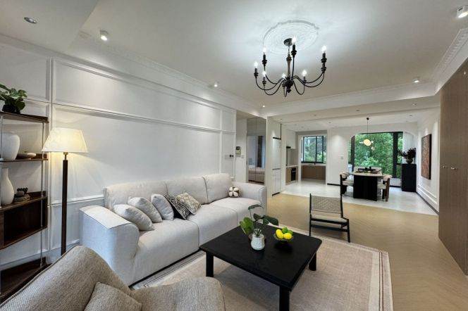 brand new 3 brs floor heating brand new furniture near century park line 9 
