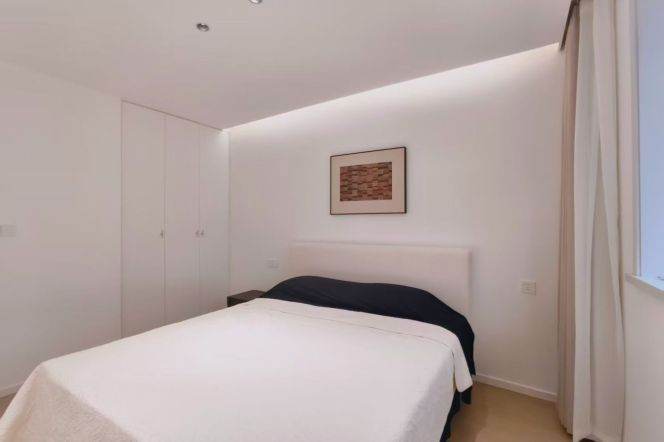 hongqiao rd station one bedroom