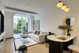 Modern decoration 1bedroom with floor heating and balcony in central downtown