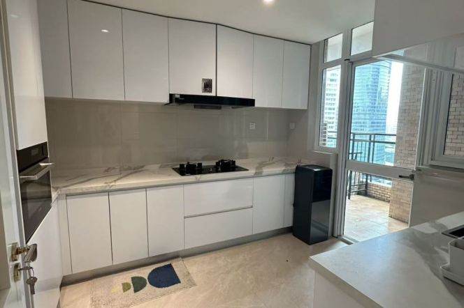 brand new super modern 4brs floor heating nice view open balcony beside Huang pu river