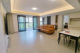 Spacious 3-bedroom with floor heating near NYU ShangHai.L 8 LingZhaoXinCun St.
