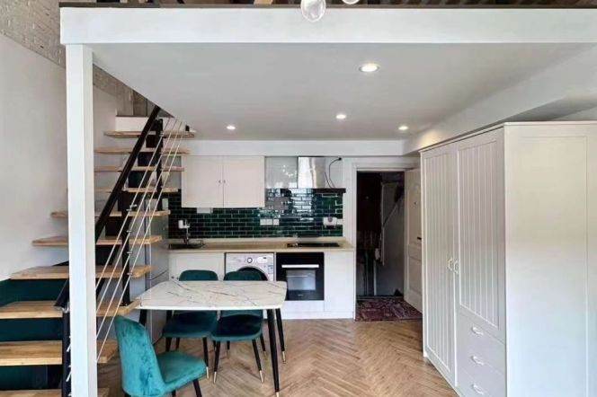 Bright 1Br w. Oven Furnished @Iapm