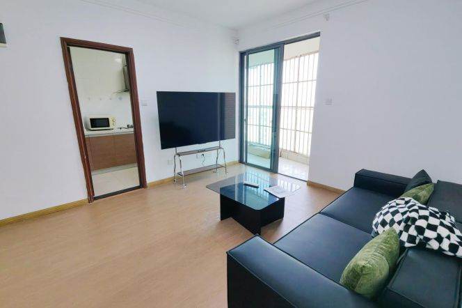High floor view 1 br with 2 balcony,easy to NYU shanghai, 6 mins to L 6 GaoQing Rd St.