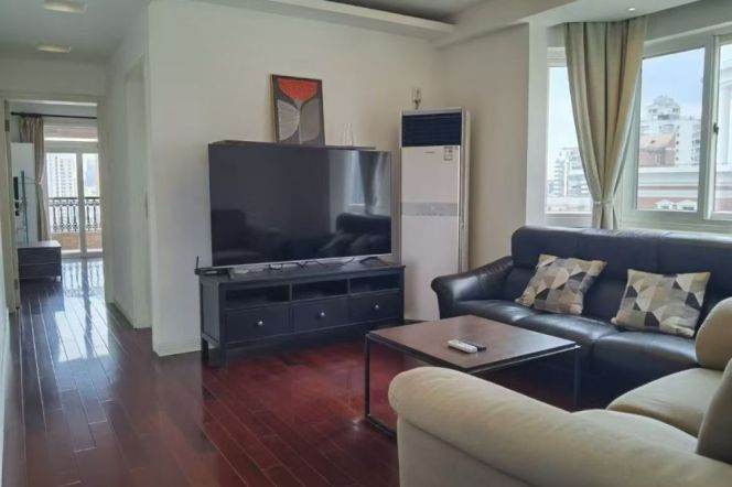 Full furnished 2brs/110sqm & balcony/lift @Jiaotong Univer & Line 10/11