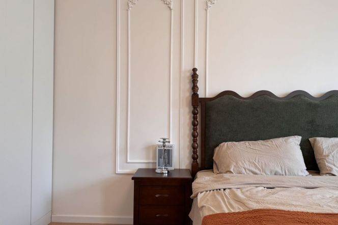 Xujiahui newly renovated  115 sqm 2 br modern Apt &floor heating 14K